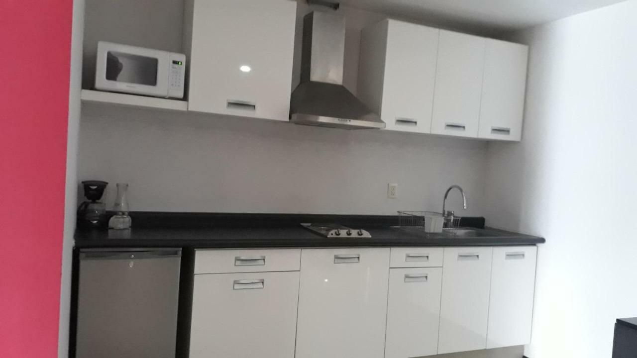 Capital Luxury Apartments & Offices Aparthotel
