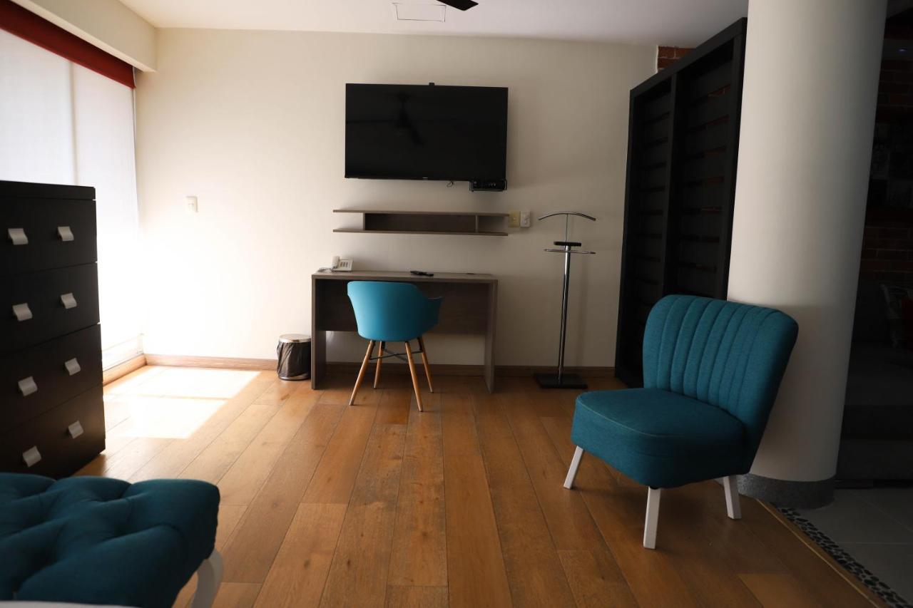 Capital Luxury Apartments&offices 4*